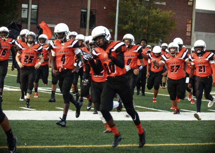 Urbana High School brings back varsity football team